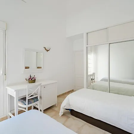 Villa En Costa Adeje *